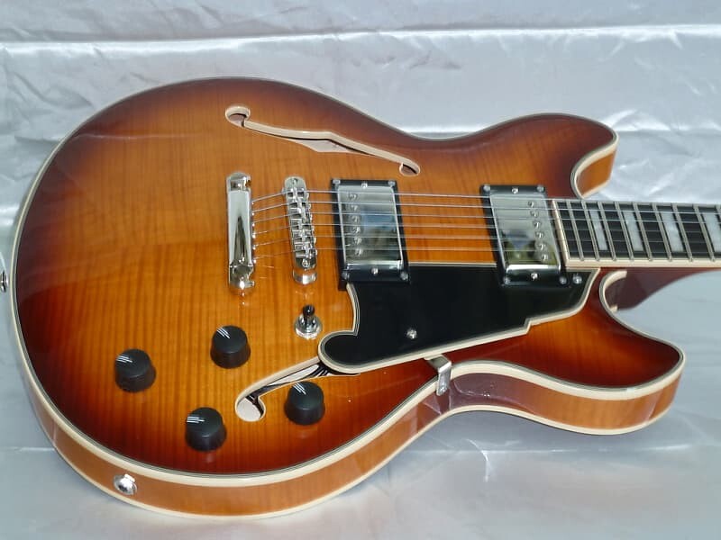 

Электрогитара D'Angelico Premier DC Mini 2023 - Iced Tea Burst