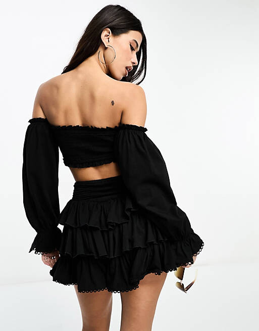 

Черный укороченный топ с блузкой и рукавами ASOS DESIGN