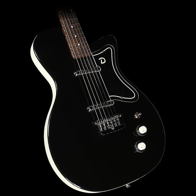 

Электрогитара Danelectro D56U2-BLK Semi-Hollow Body Single Cut 6-String Electric Guitar w/Adjustable Saddle Bridge