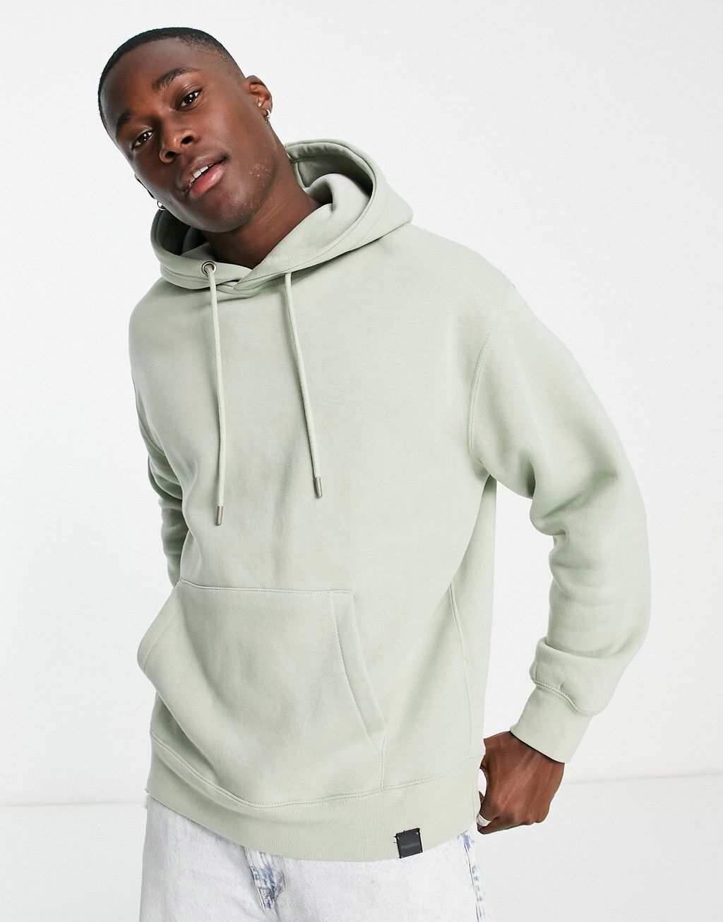 

Зеленое худи Pull&Bear