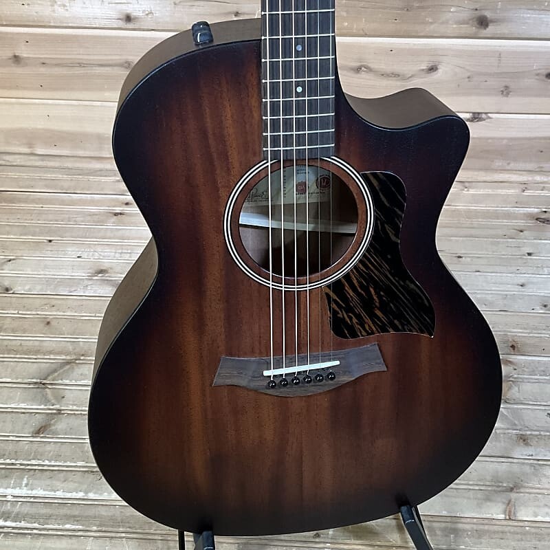 

Акустическая гитара Taylor AD24ce Acoustic Guitar - Shaded Edgeburst