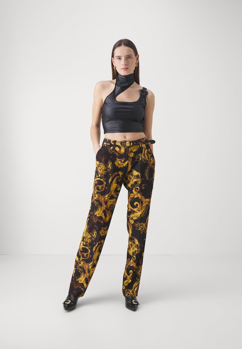 

Брюки BUCKLE Versace Jeans Couture, черный