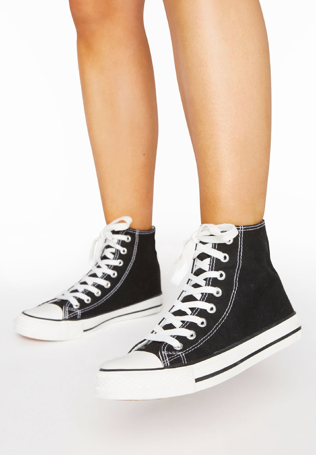 

Высокие кроссовки Yours Clothing, черный
