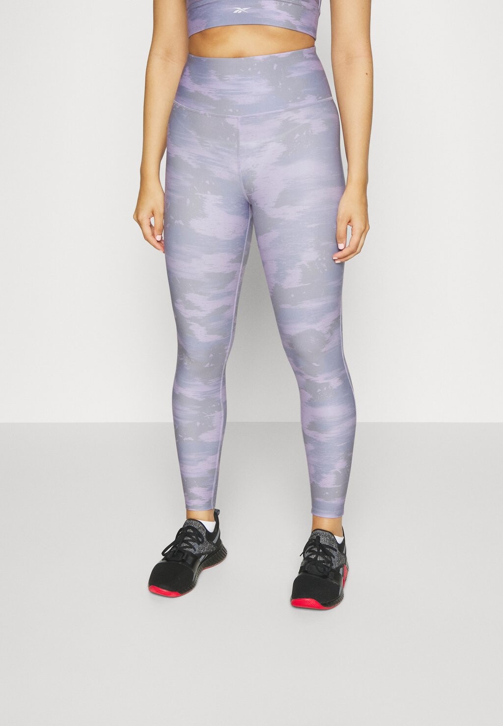 

Тайтсы Reebok, Серый