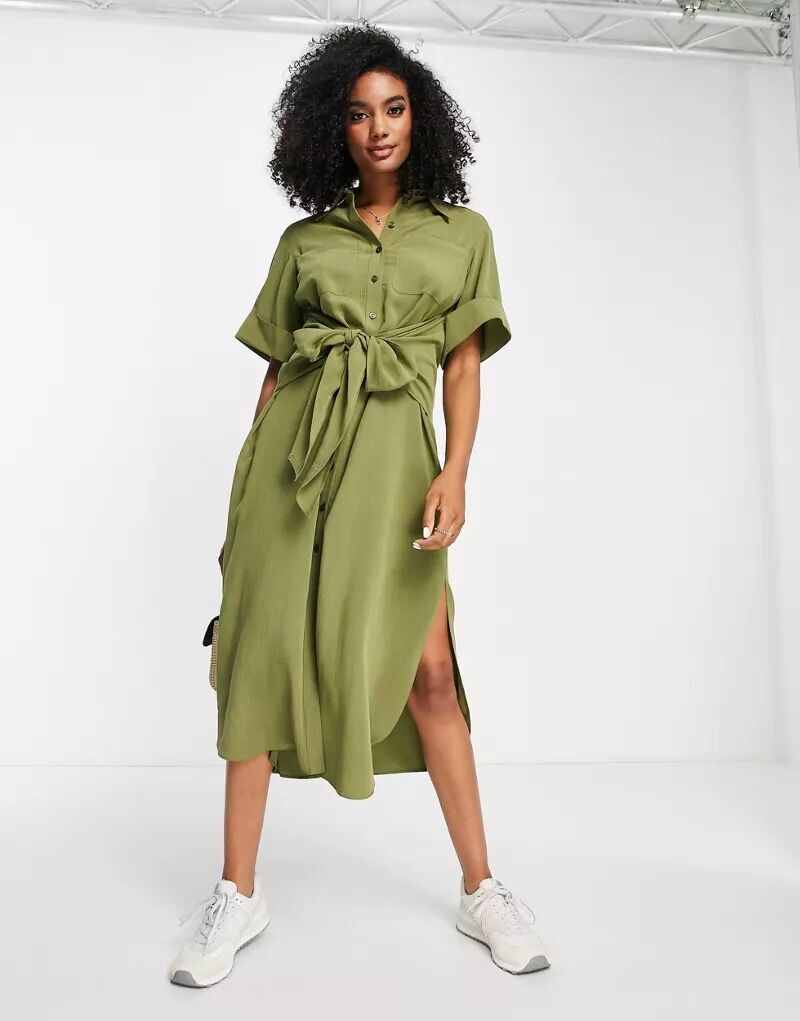 

Зеленое плиссированное платье-рубашка с завязкой спереди Topshop