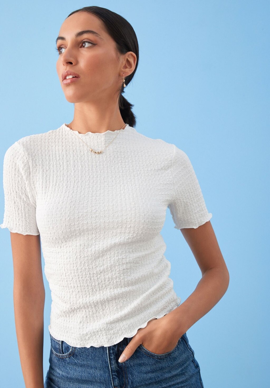 

Базовая футболка SHORT SLEEVE LETTUCE EDGE TEXTURED PETITE Next, цвет white