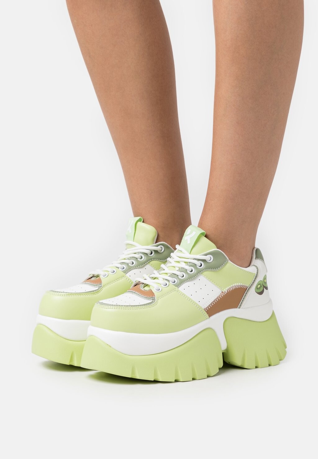 

Кроссовки Koi Footwear, зеленый