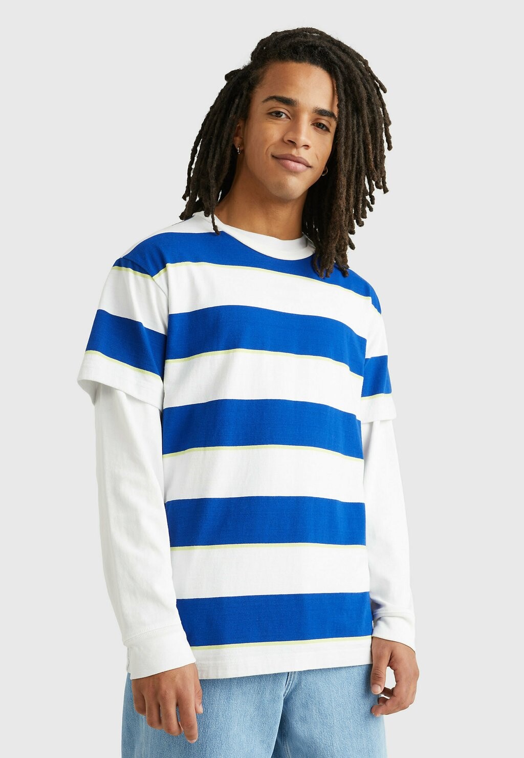 

Футболка с принтом Tommy Jeans, синий
