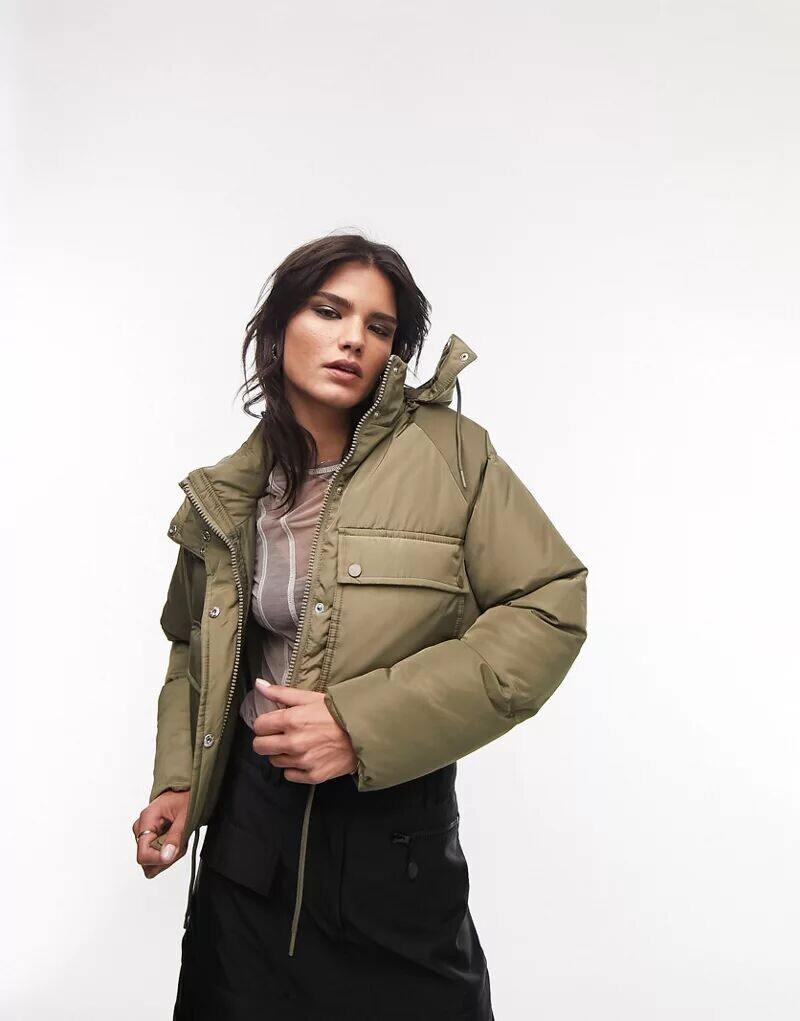 

Укороченная стеганая куртка с капюшоном Topshop цвета хаки