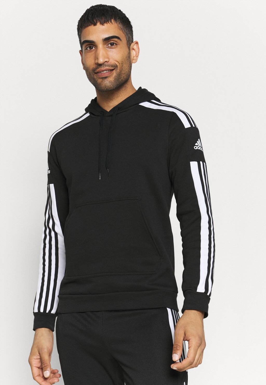 

Худи Adidas, черный