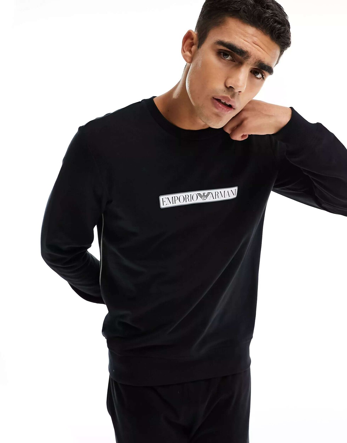 

Черный свитшот для отдыха Emporio Armani Bodywear