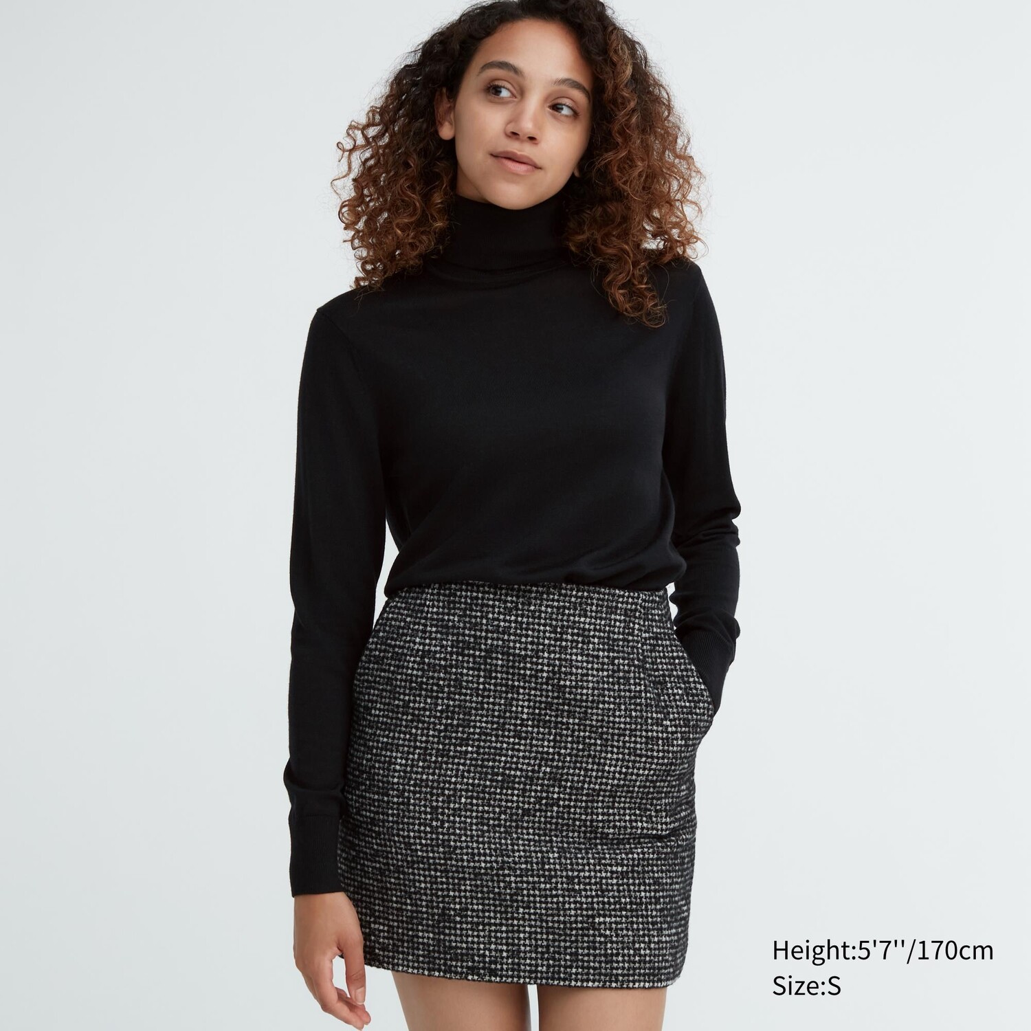 

Джемпер с высоким воротником из 100% очень тонкой шерсти мериноса Uniqlo, черный