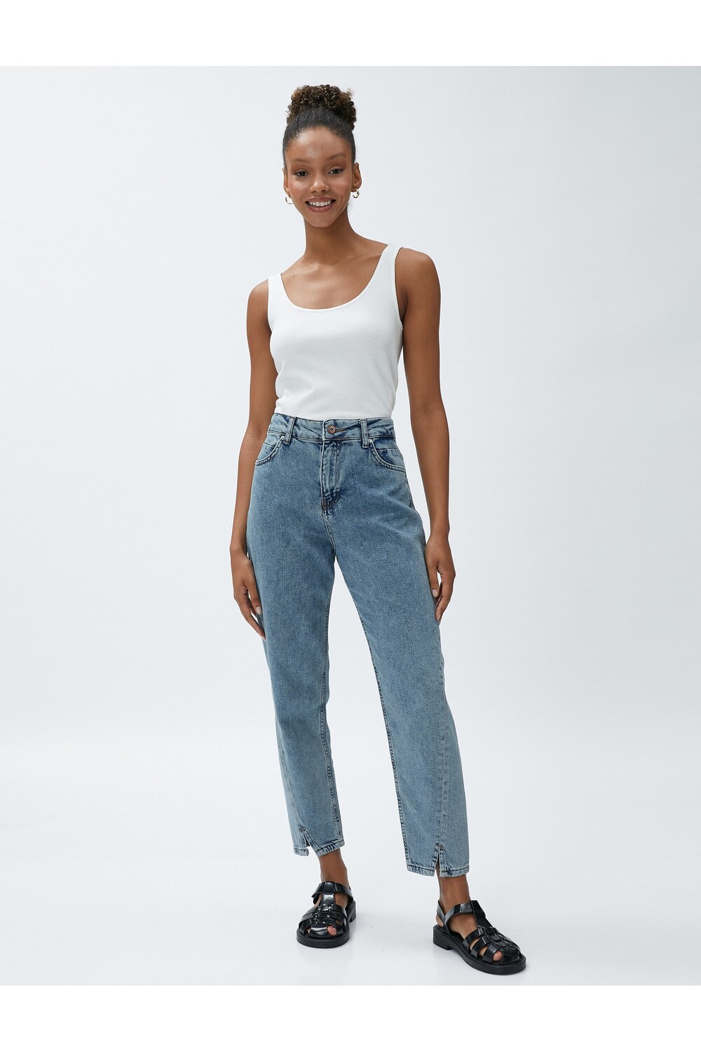 

Джинсы свободного кроя с высокой талией — Mom Jeans Koton, синий