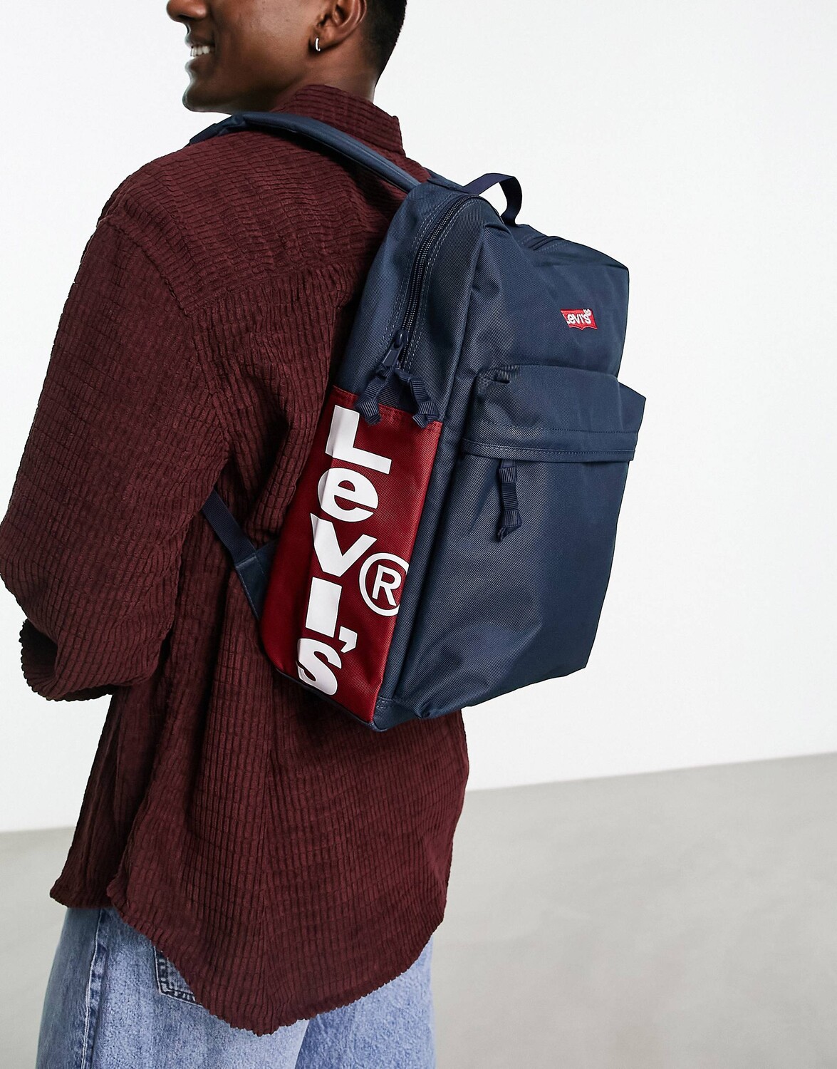 

Темно-синий рюкзак Levi's L-pack с логотипом сбоку