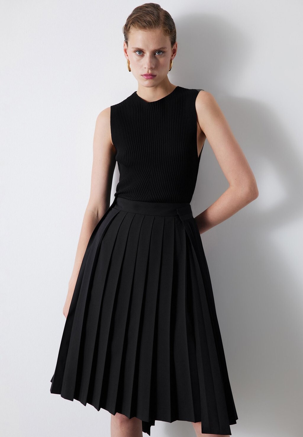 

Топ SLIM FIT RIBBED Ipekyol, цвет black