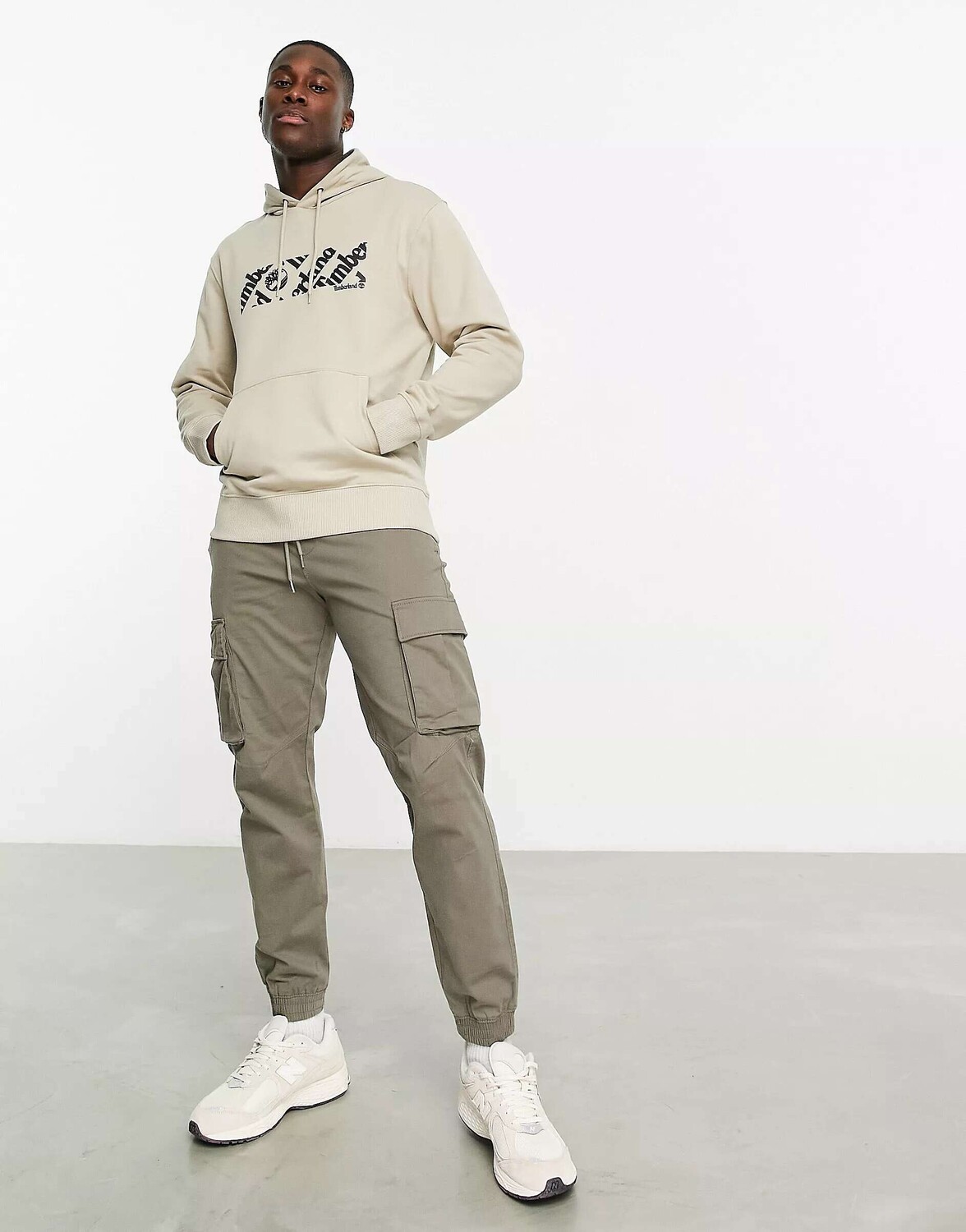 

Бежевая худи с принтом логотипа Timberland Linear, Бежевый
