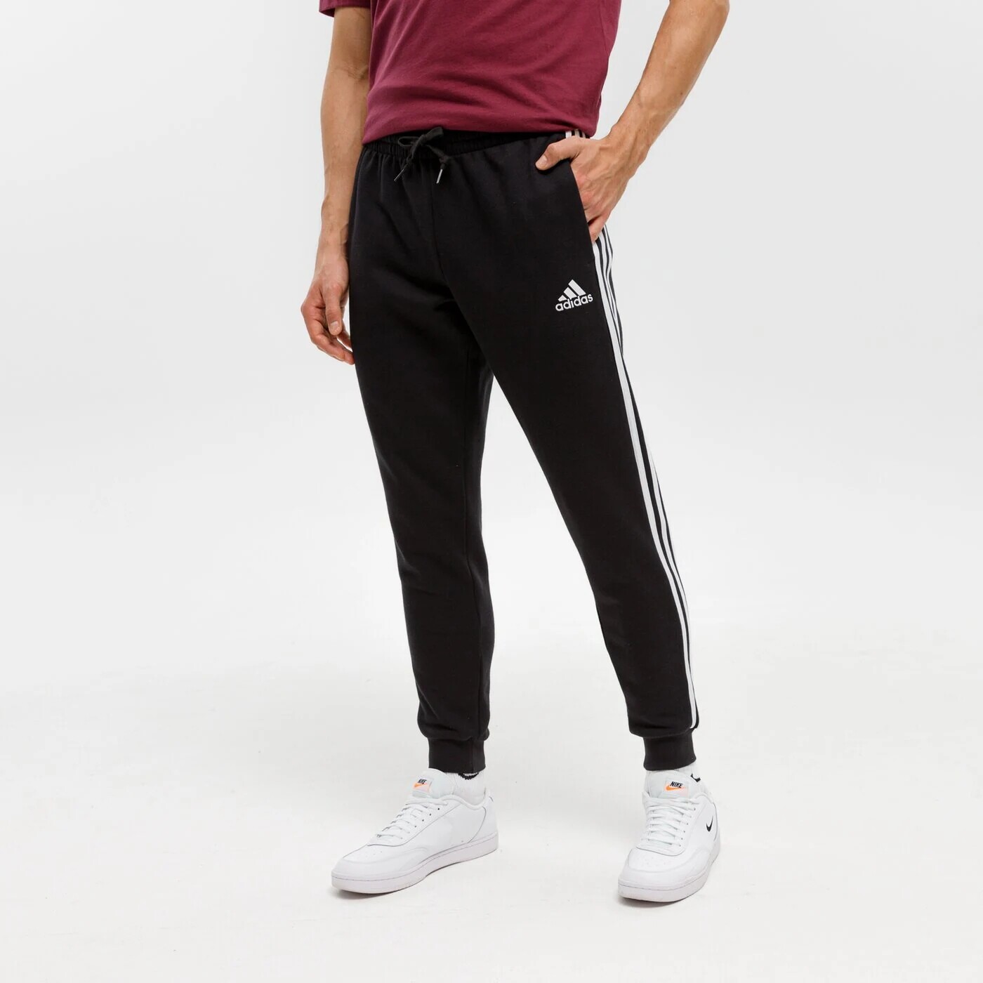 

Брюки Adidas с логотипом, черный / белый