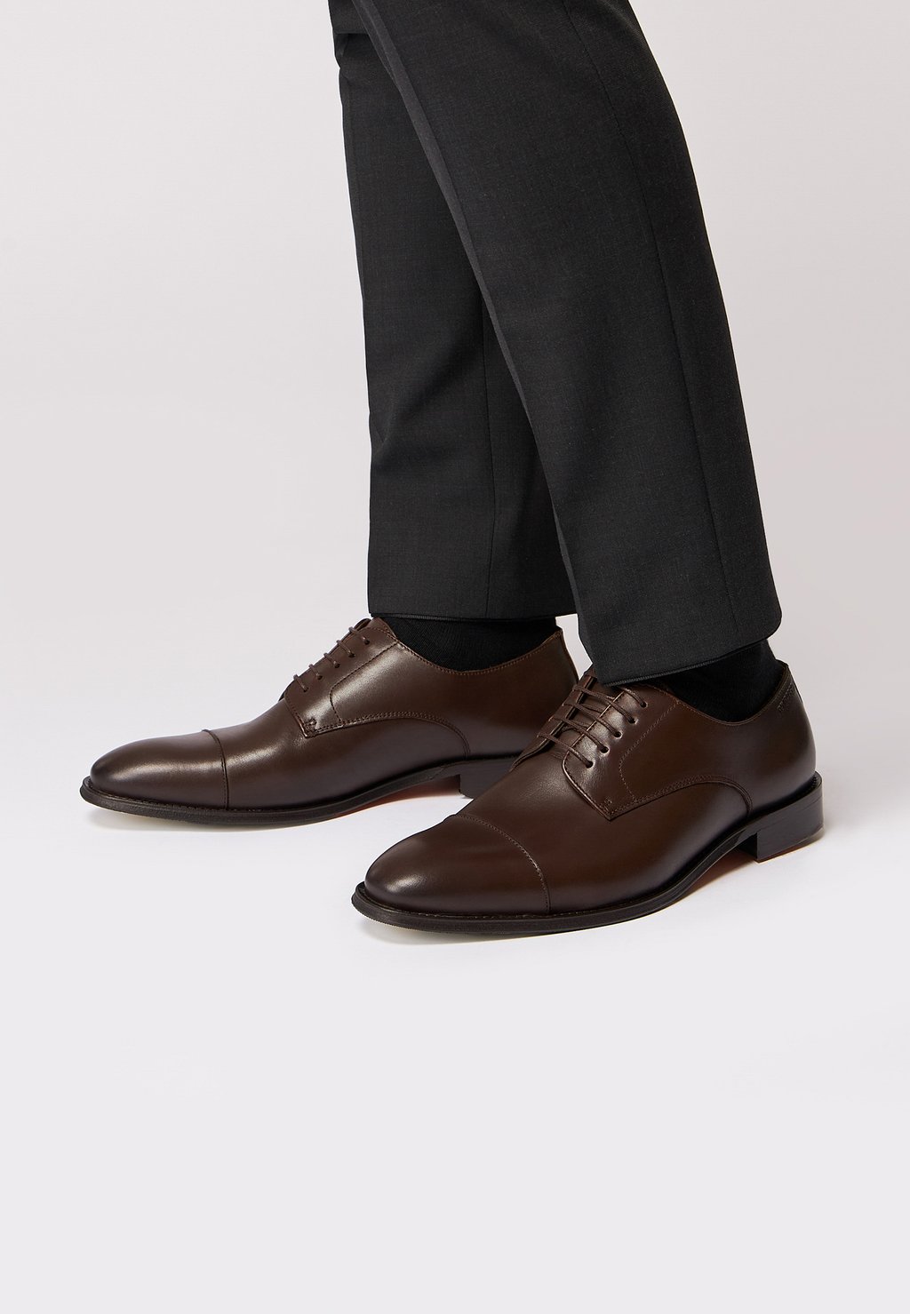 Деловые туфли на шнуровке DERBY CAPTOE ROY ROBSON, цвет dark brown