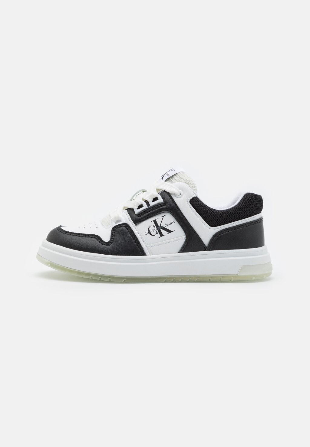 

Низкие кроссовки Patty Unisex Calvin Klein Jeans, цвет black/white