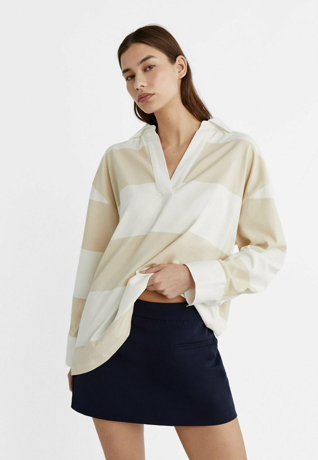 

Рубашка-поло OVERSIZED Stradivarius, цвет beige