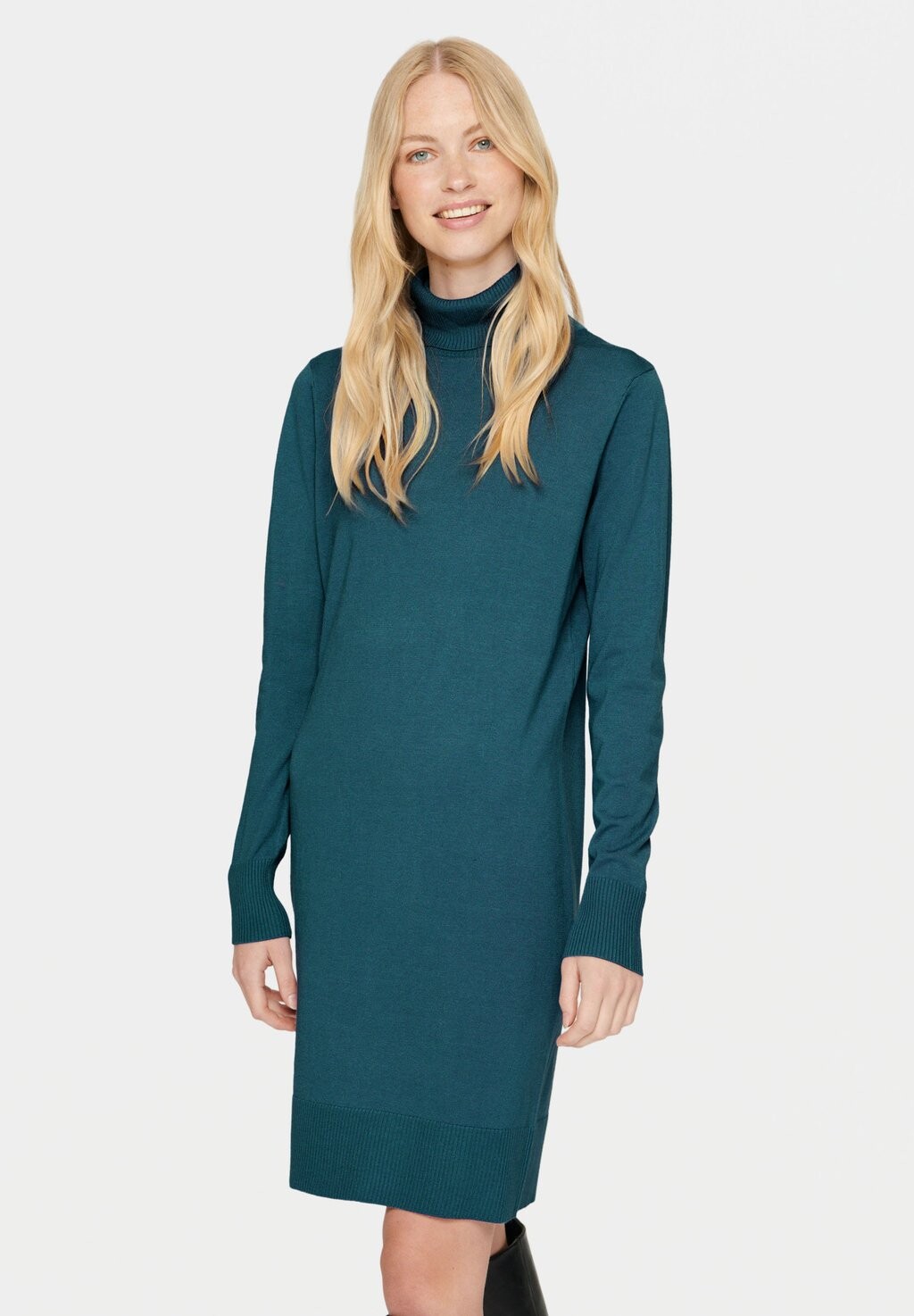 

Трикотажное платье MILASZ ROLLNECK Saint Tropez, меланж со светоотражающим прудом