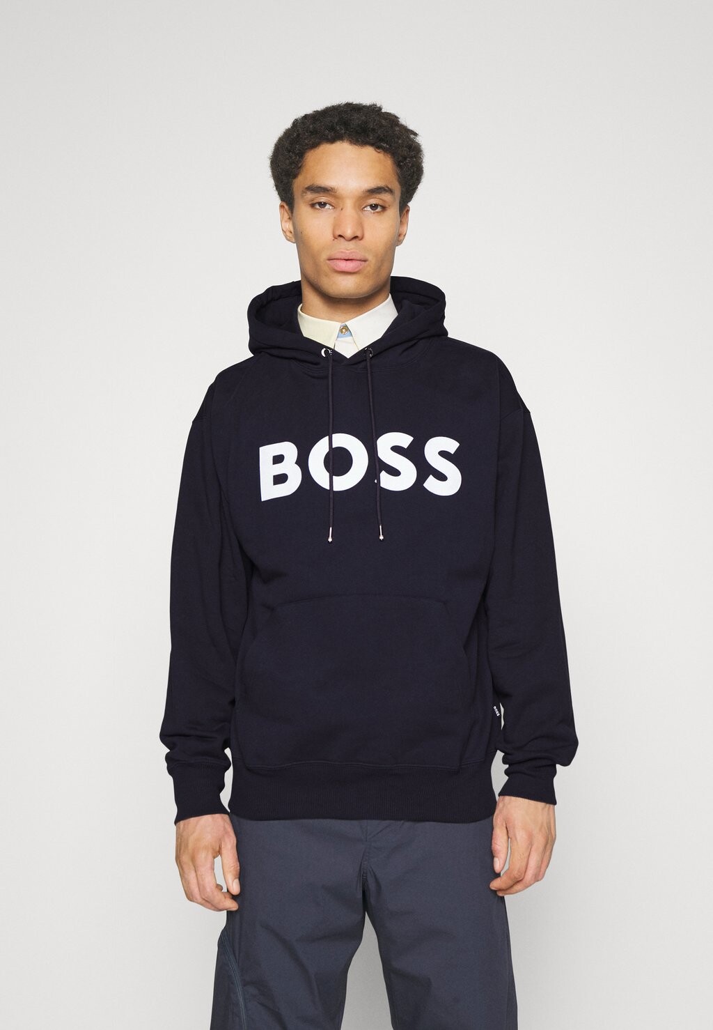 

Толстовка BOSS, темно-синий