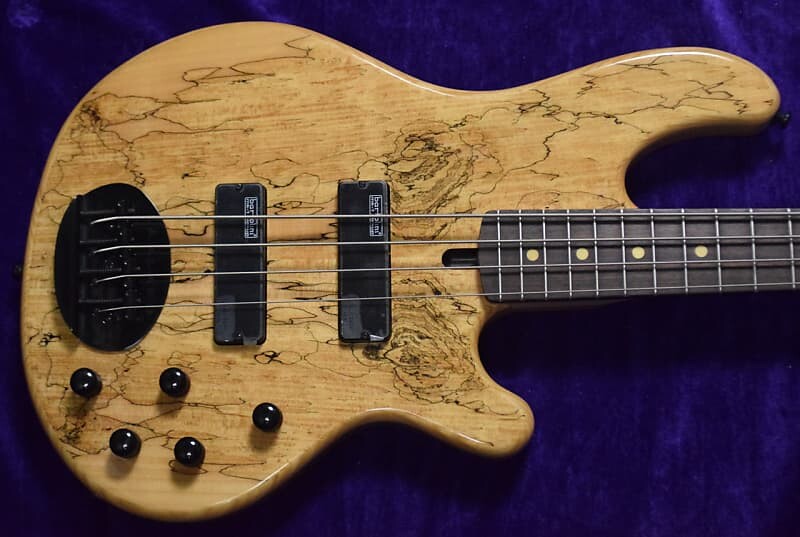 

Басс гитара Lakland Skyline 44-01 Deluxe, Spalt Maple / Rosewood.