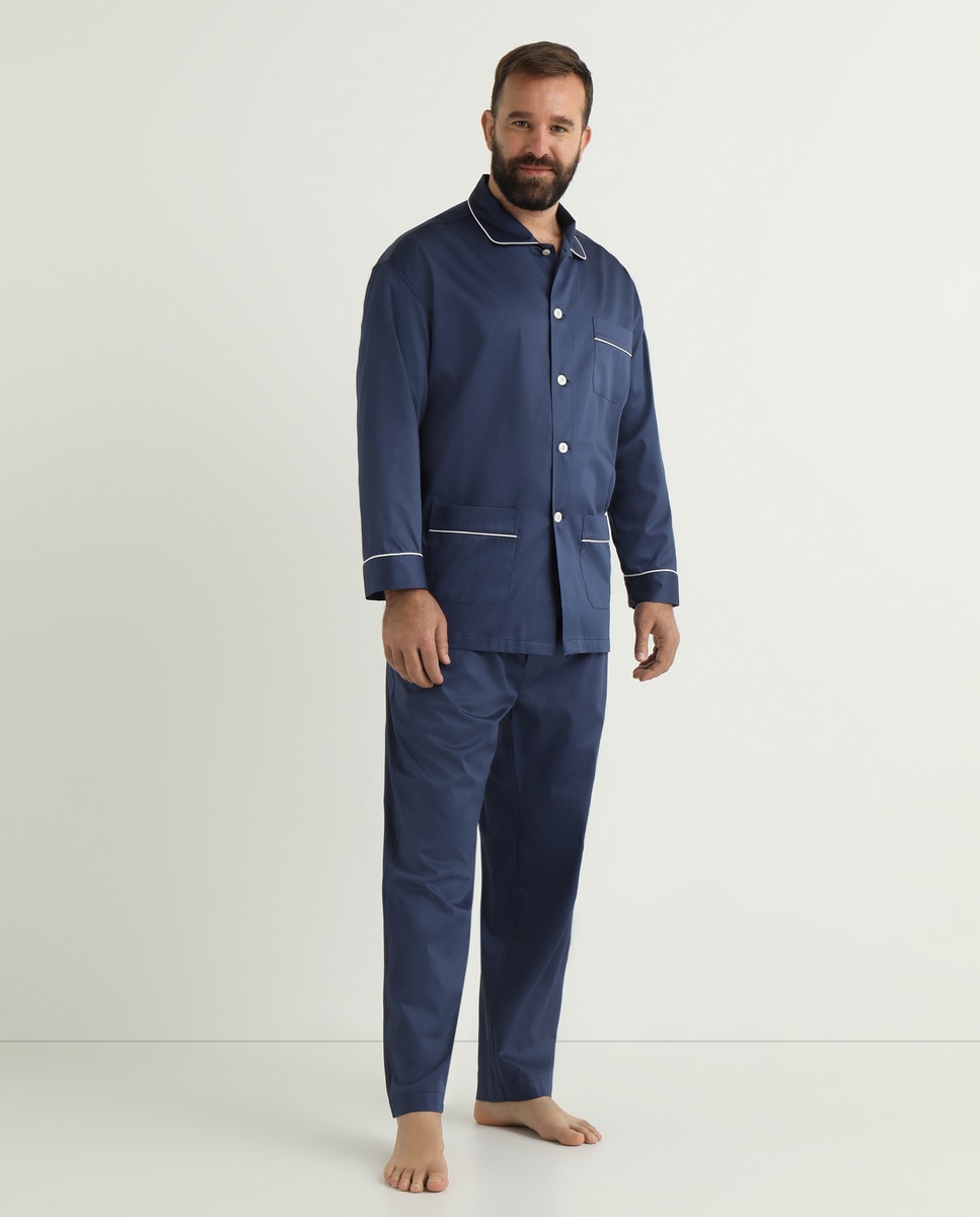 цена Мужская длинная пижама Mirto из однотонной синей ткани, больших размеров Mirto, темно-синий