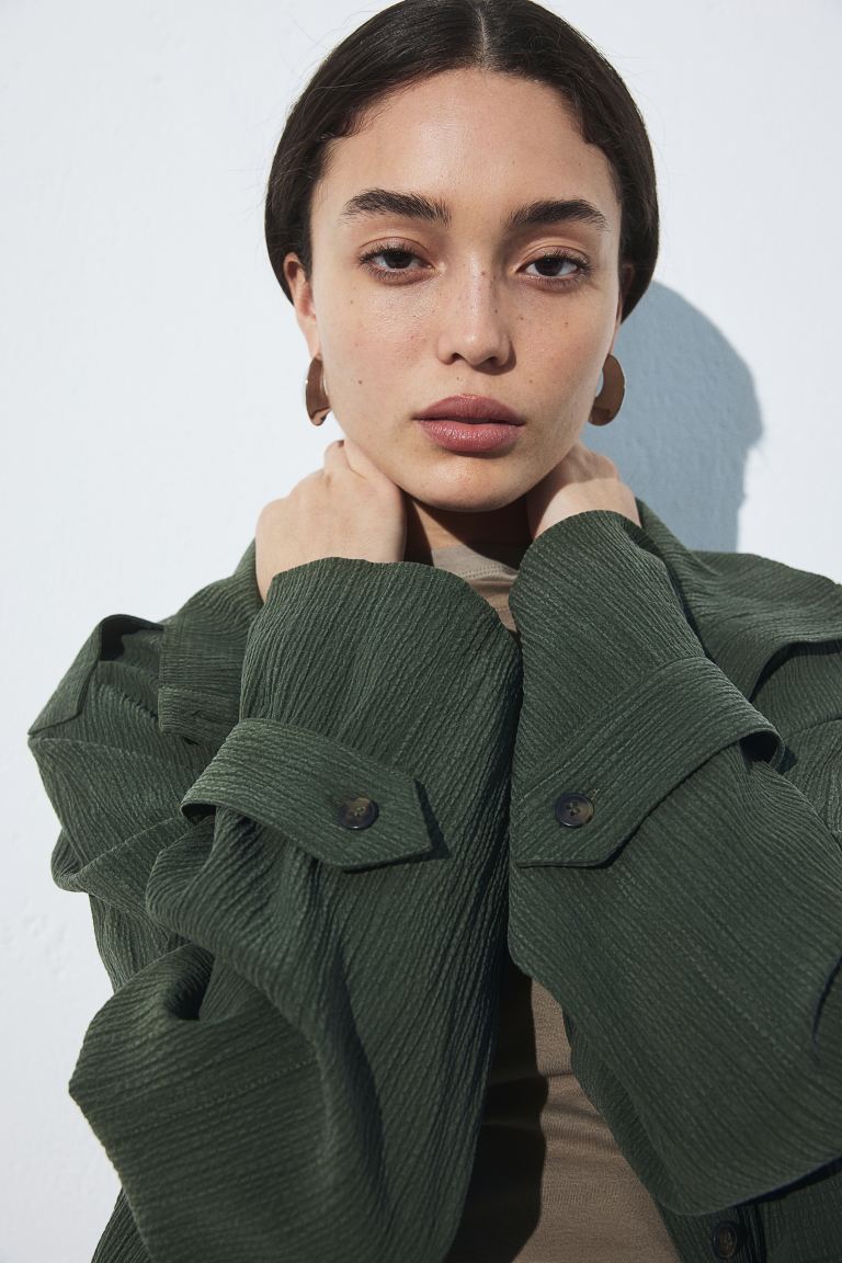 цена Практичная блузка из структурированной ткани H&M, зеленый