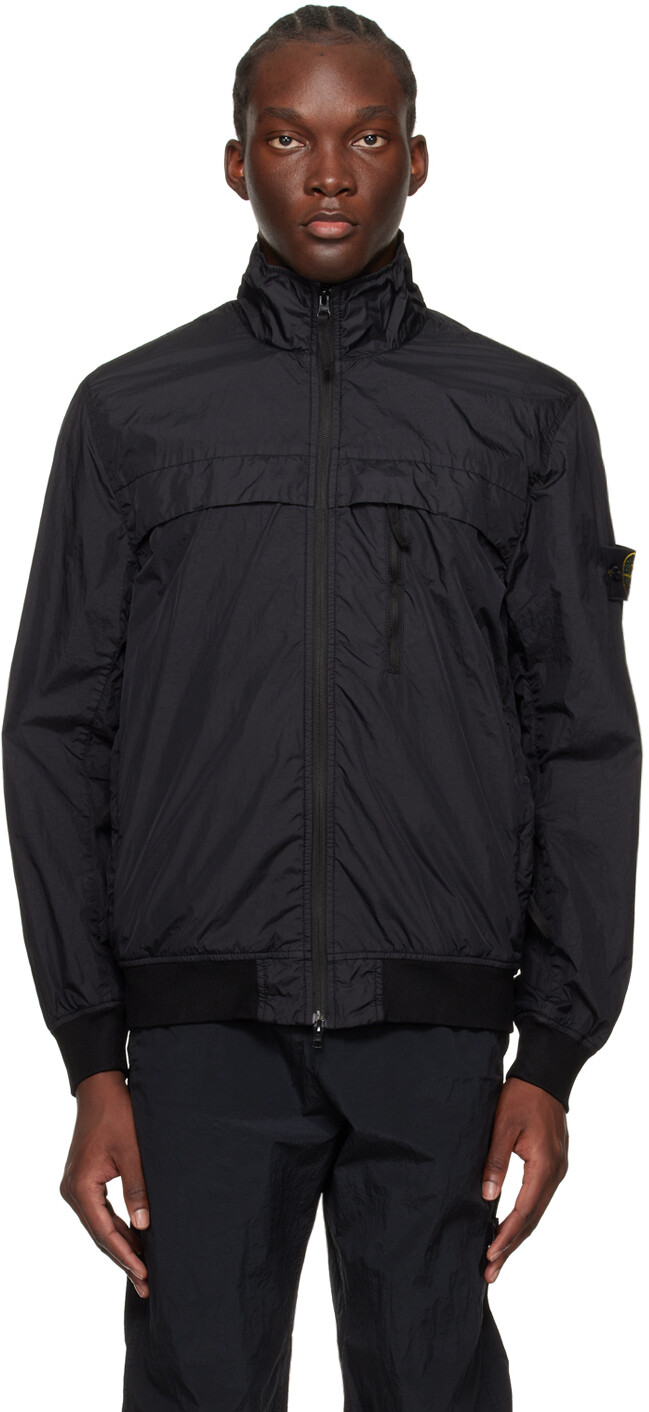 

Черная куртка с нашивками Stone Island, цвет Black