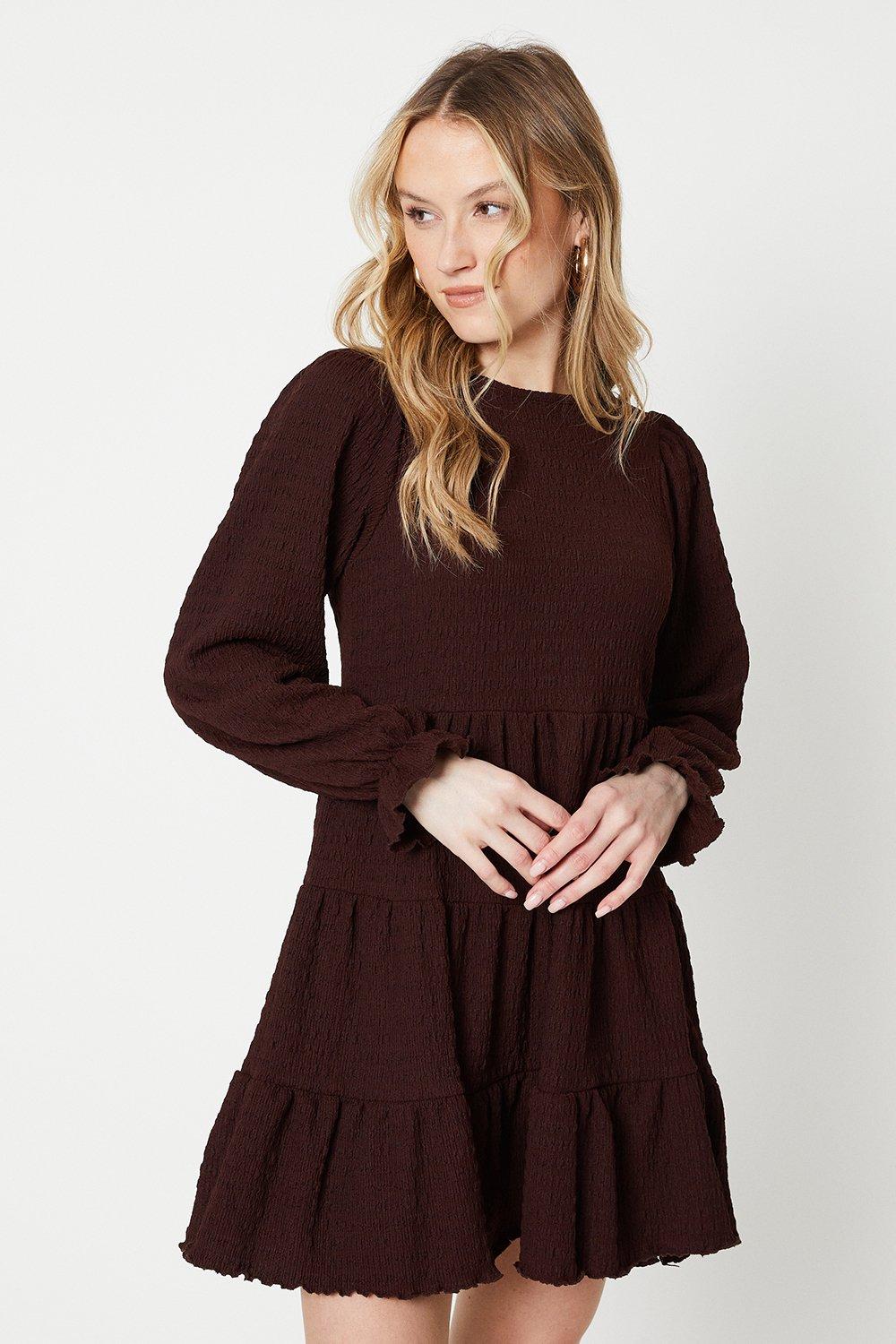 цена Многоярусное мини-платье из фактурного джерси Oasis, коричневый