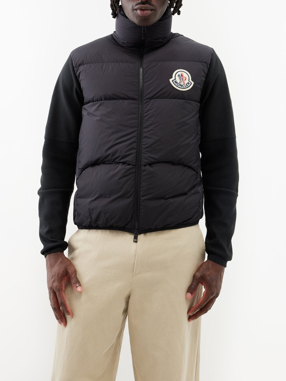 

Стеганый пуховик с вязаными рукавами Moncler, черный