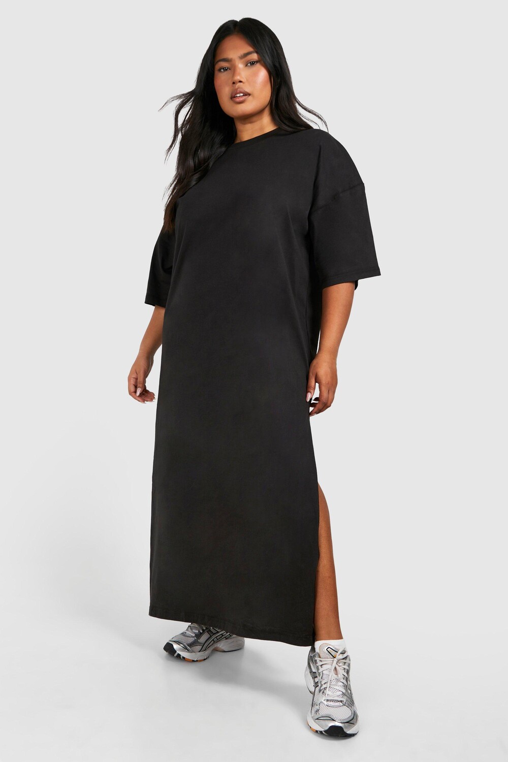

Платье-футболка оверсайз Midaxi Plus boohoo, черный