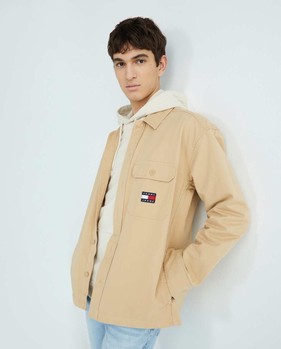 

Мужская рубашка с передним карманом стандартного кроя Tommy Jeans, коричневый