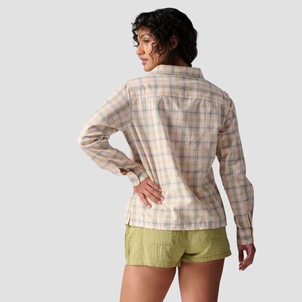 цена Рубашка в клетку с длинными рукавами Range женская Backcountry, цвет Pink Plaid