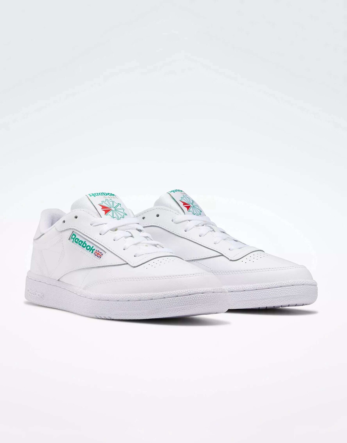 

Белые кроссовки Reebok Classics Club C 85