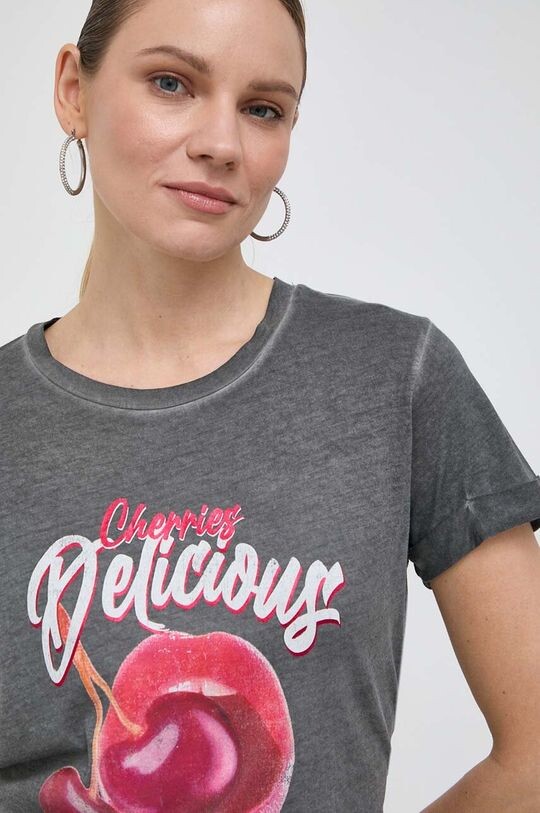 

Футболки Guess, серый