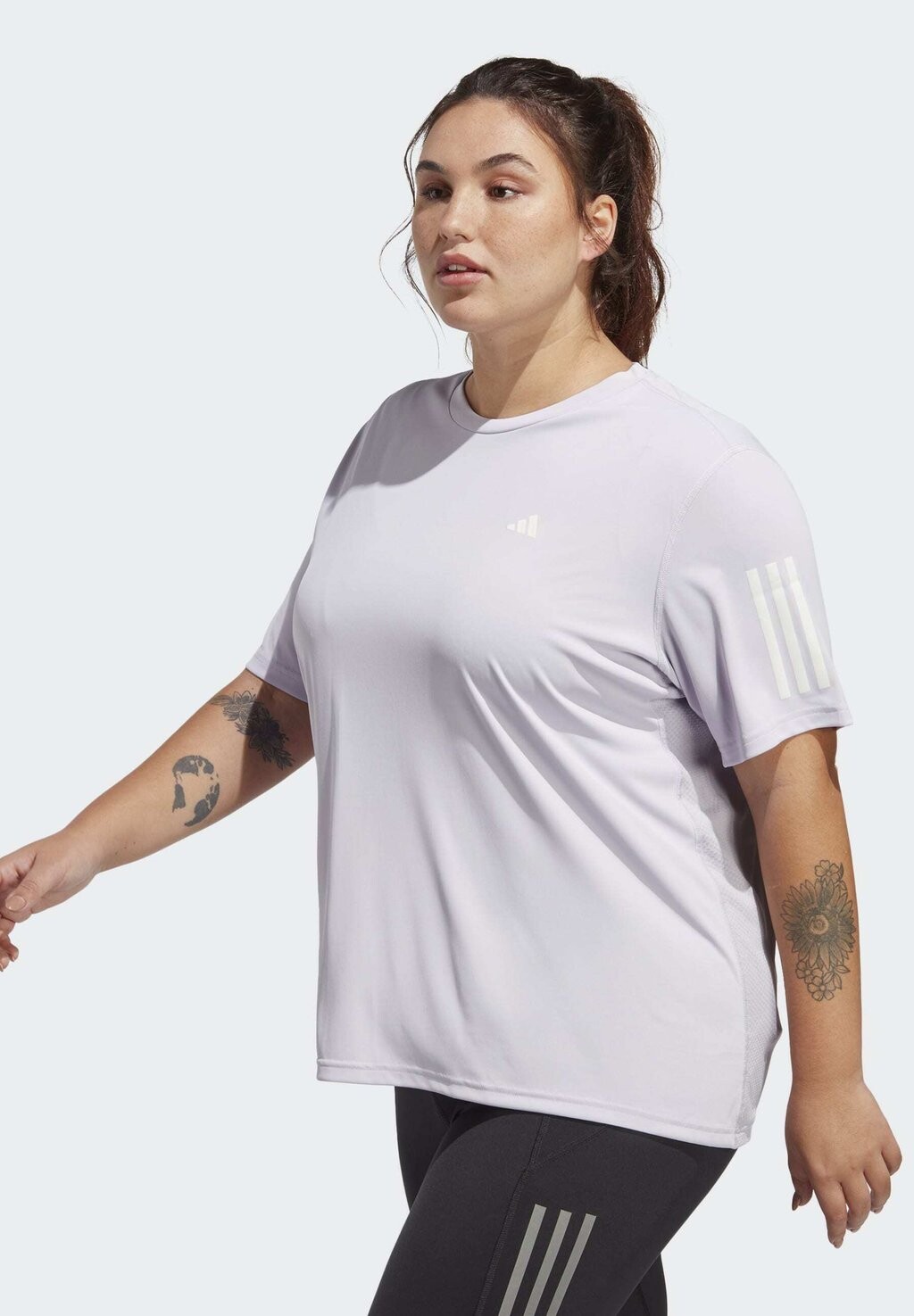 

Спортивная футболка Adidas