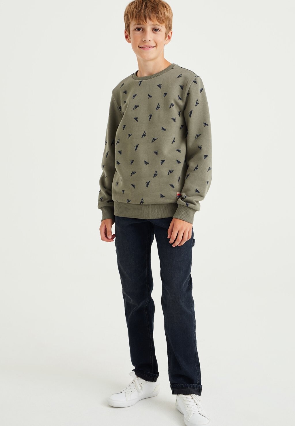 

Толстовка WE Fashion, цвет green