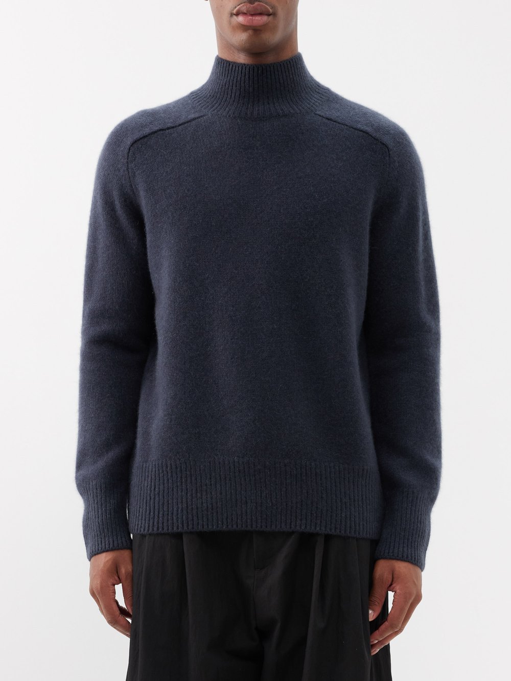 цена Кашемировый свитер mr edith grove с рукавами реглан Arch4, серый
