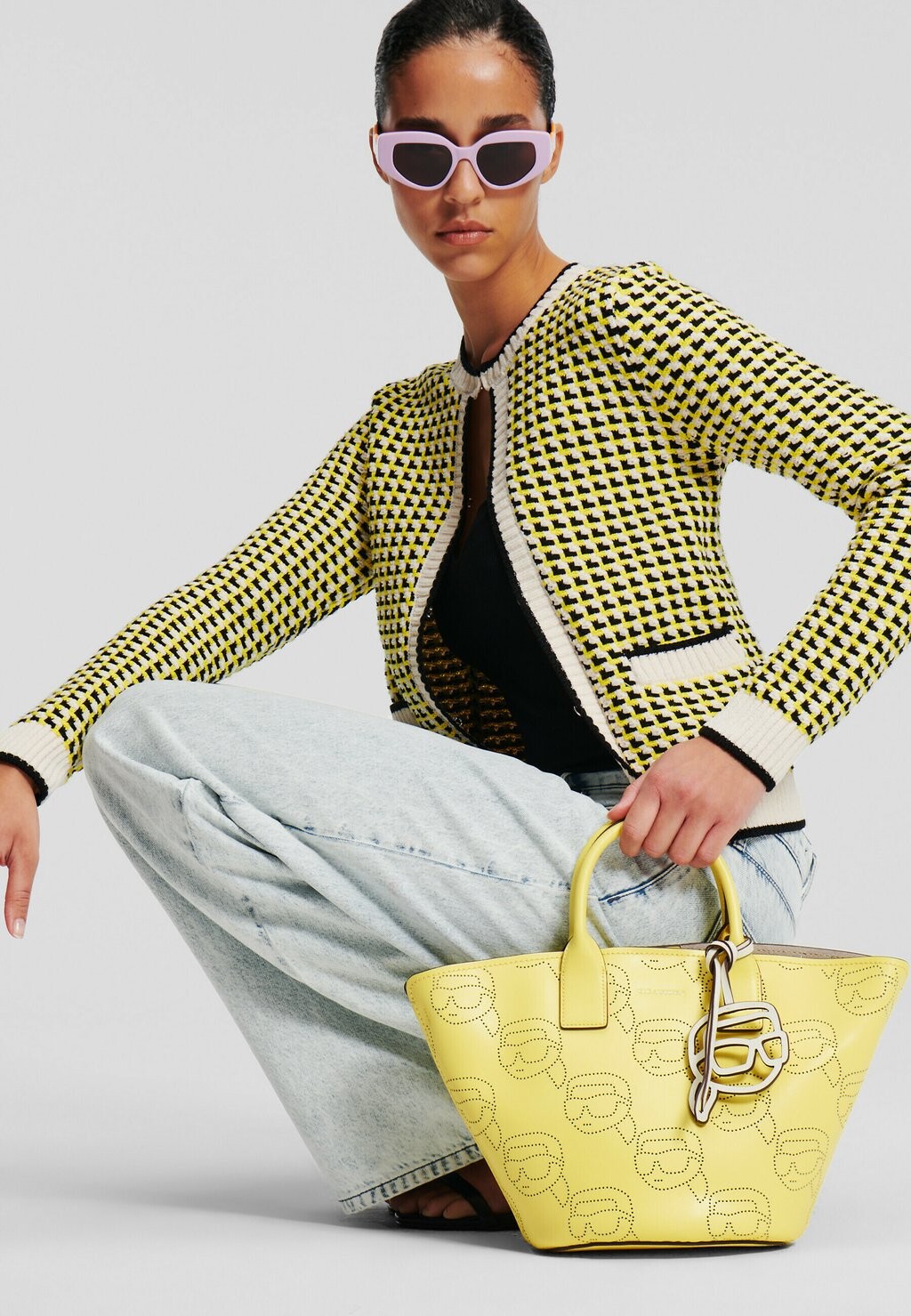 

Сумка IKONIK PERFORATED KARL LAGERFELD, цвет mimosa