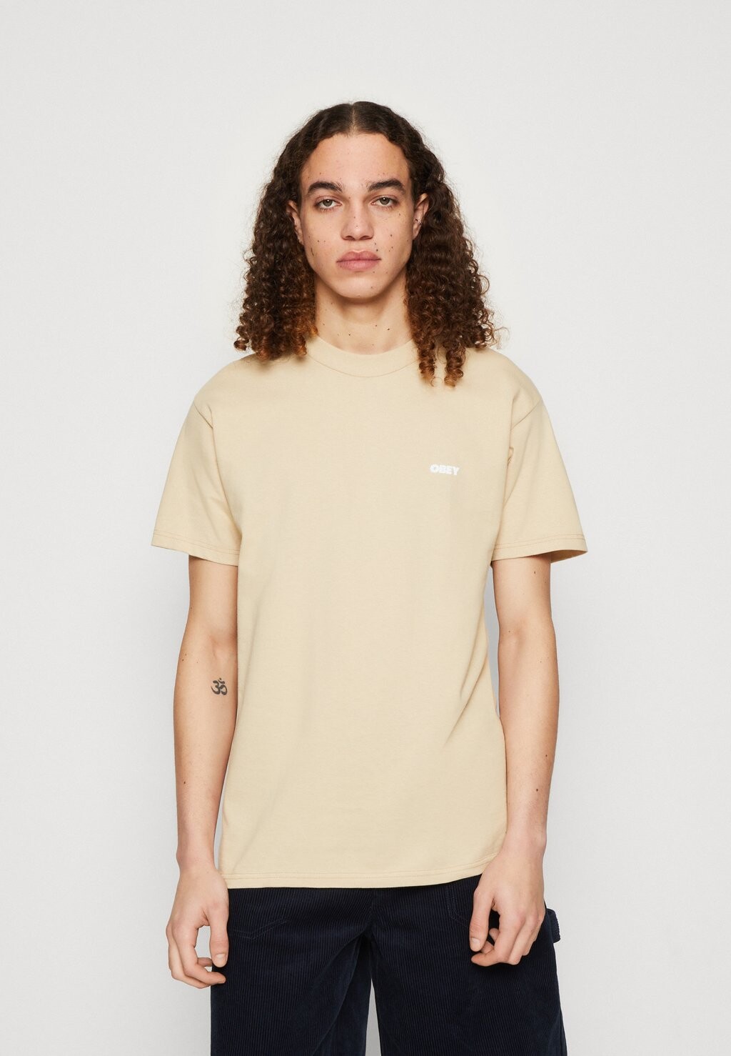 

Футболка с принтом Obey Clothing, Серый
