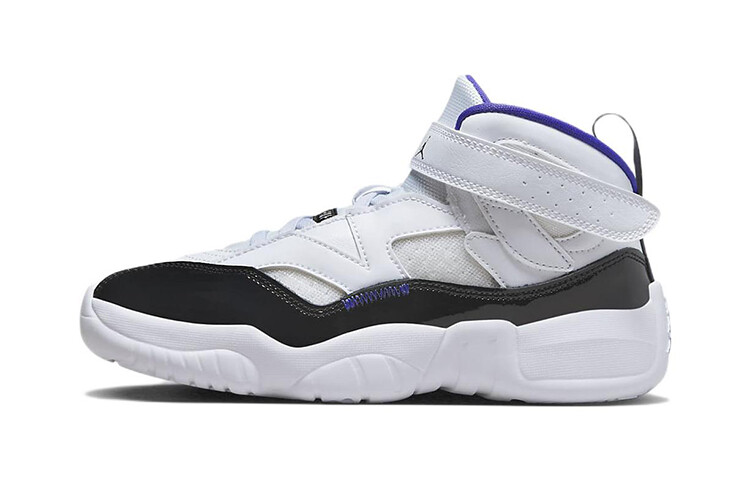 

Детские баскетбольные кроссовки Jordan Jumpman Two Trey BP