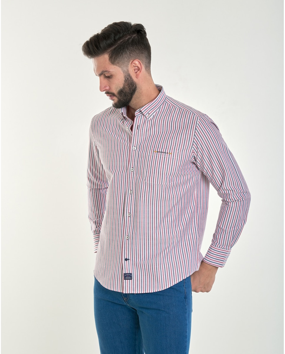 цена Мужская оксфордская рубашка обычного размера в разноцветную полоску с карманом Spagnolo, мультиколор