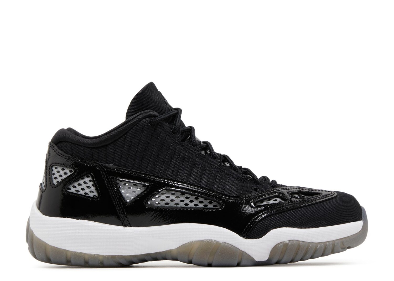 Кроссовки Air Jordan Air Jordan 11 Retro Low Ie 'Black White', черный кроссовки air jordan air jordan 35 low white black белый