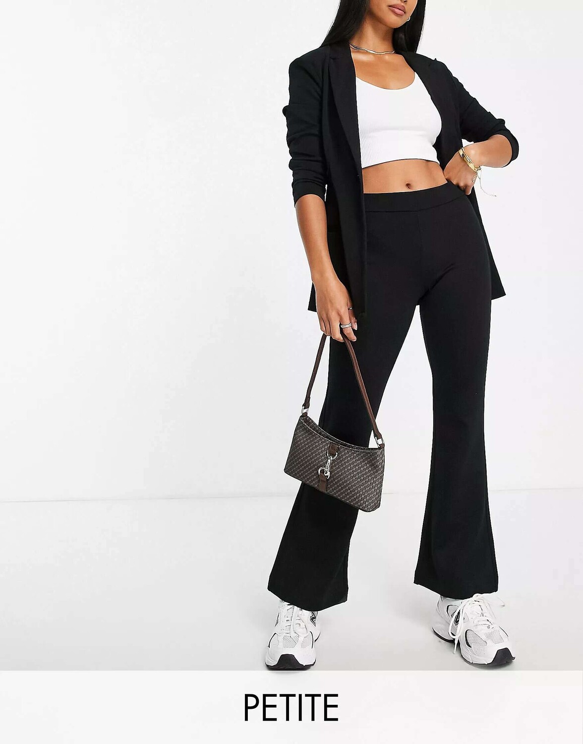 

Черные трикотажные расклешенные брюки Vero Moda, Черный
