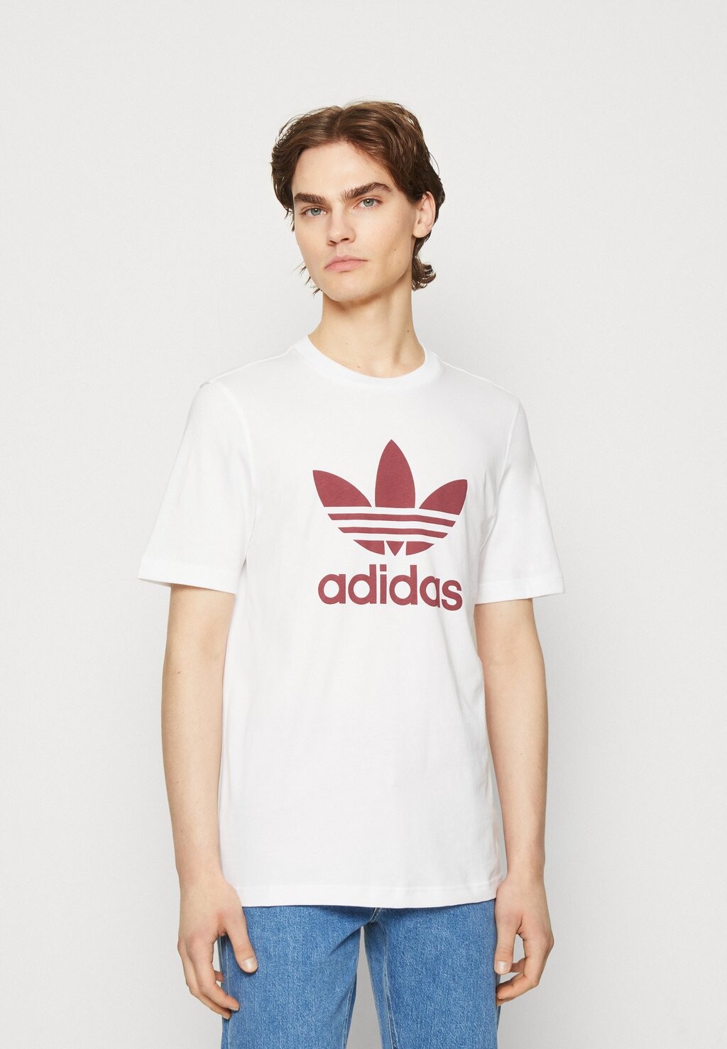 

Футболка с принтом adidas Originals
