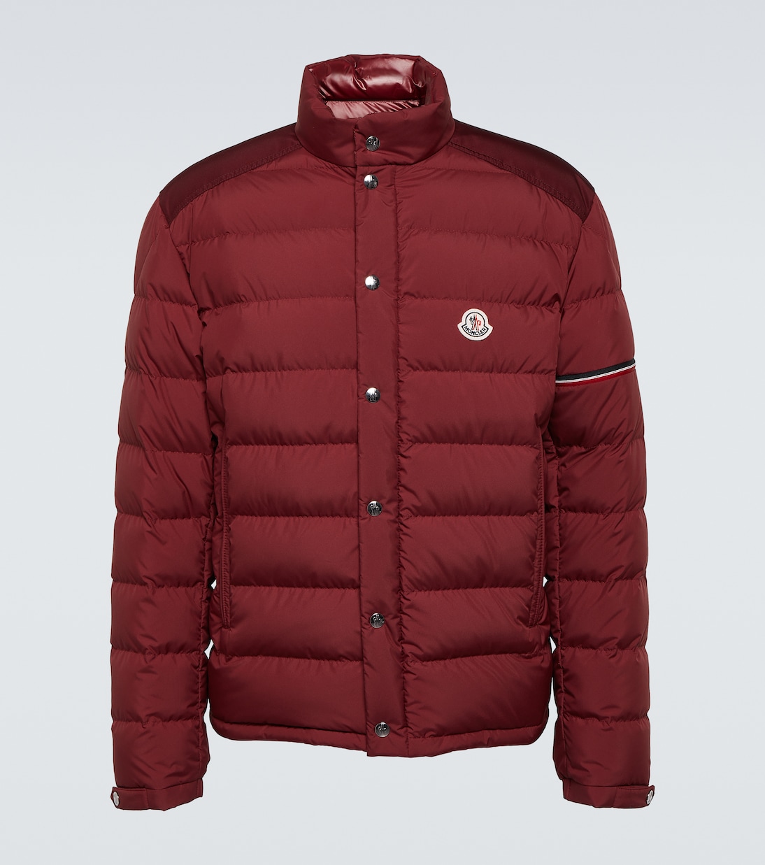 цена Пуховик Moncler, красный