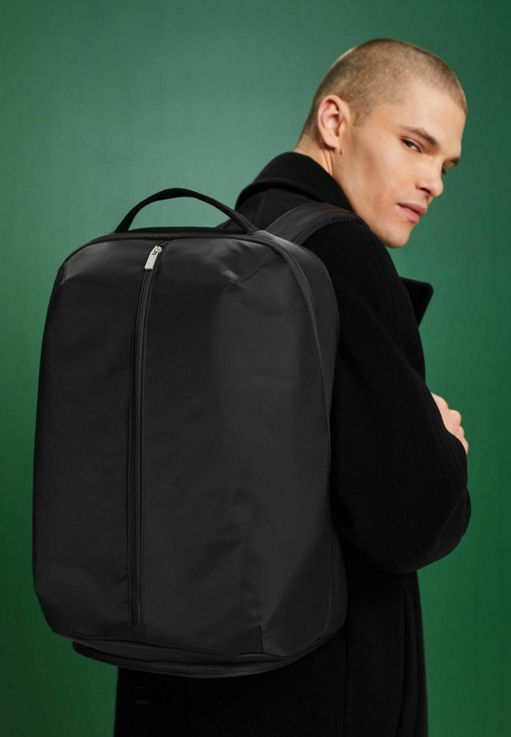 Рюкзак MIT REISSVERSCHLUSS Esprit, цвет black