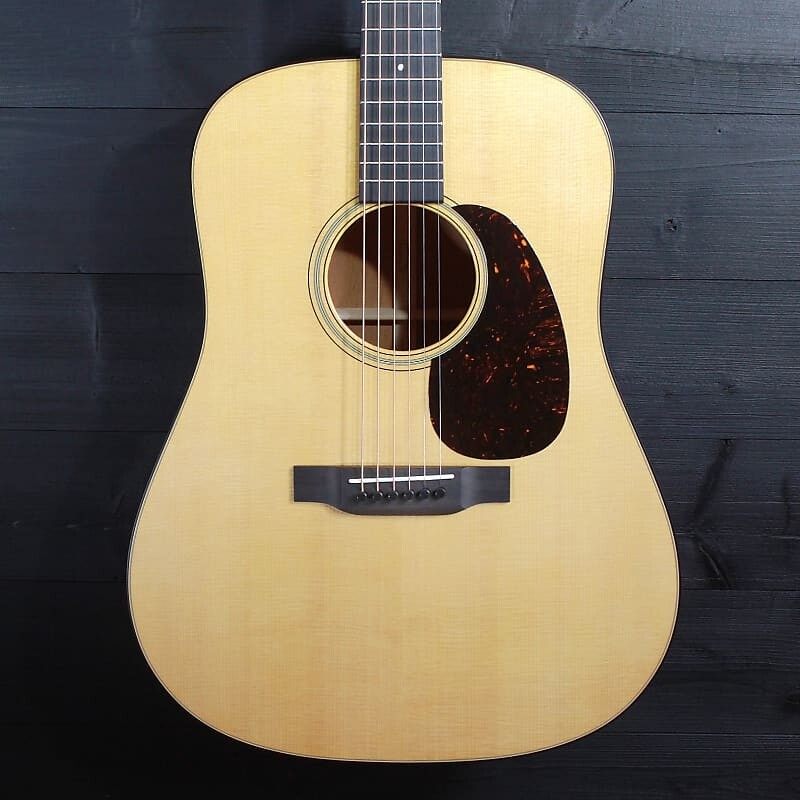 

Акустическая гитара Martin D18 Satin Finish Acoustic Dreadnought - New Model